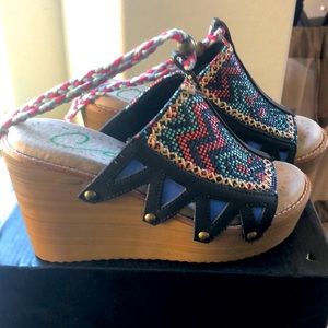 Wedges with ankle ties.